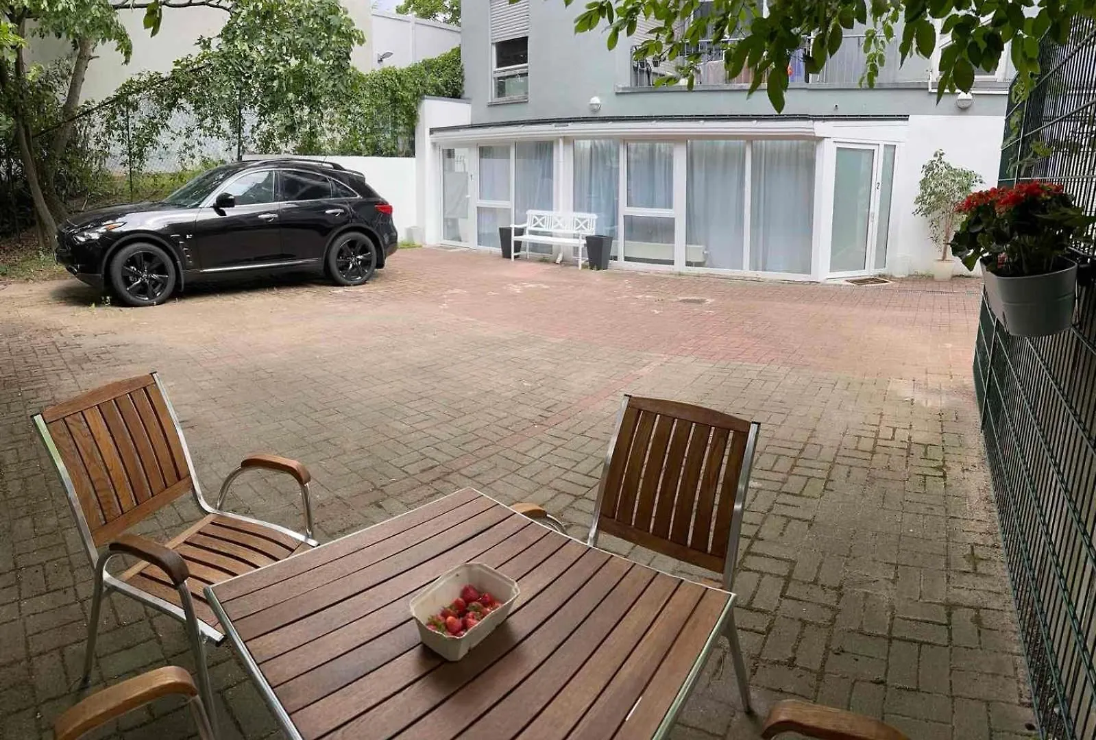 Gesundbrunnen Studio Berlín 0*,  Německo
